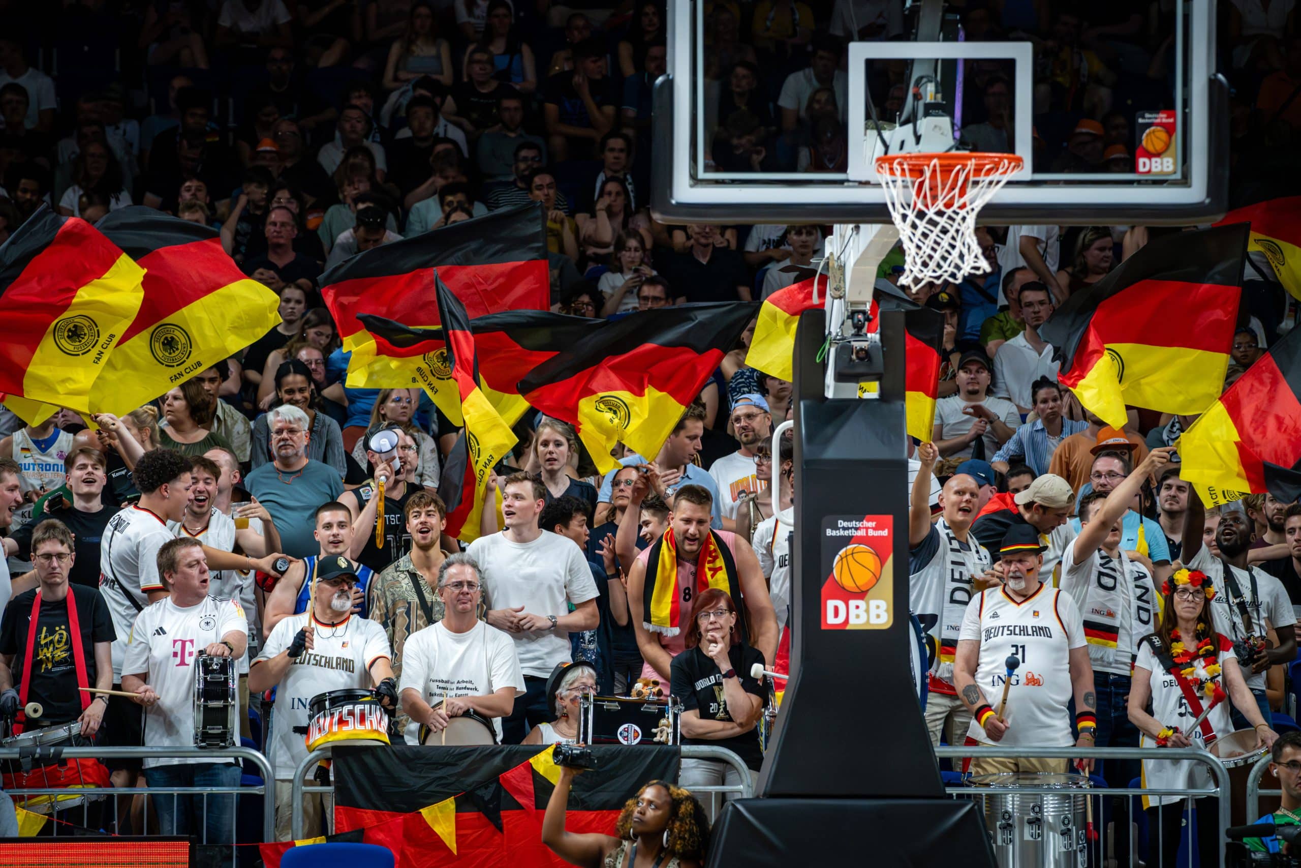 Basketball Berlin 19.07.2024
Länderspiel Testspiel Frauen
Deutschland (GER) - Nigeria (NGR)
Deutsche Fans

Foto: Tilo Wiedensohler/camera4